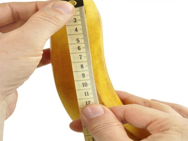 Petite taille du pénis, qui peut être augmentée avec un extenseur.